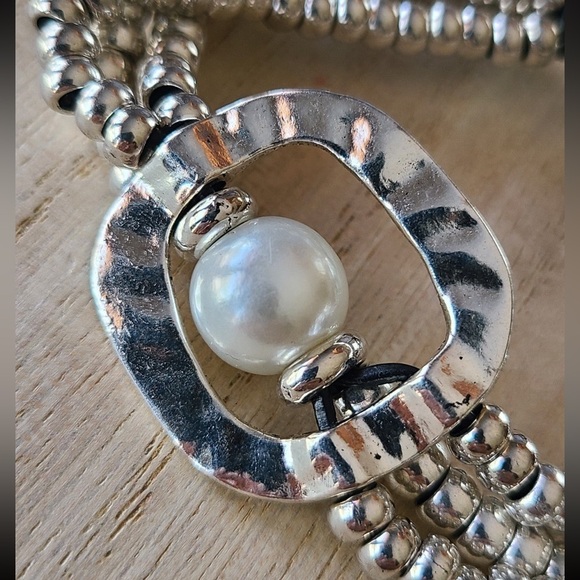 Wisdom - Contemporary Bracelet - Picture 4 of 12